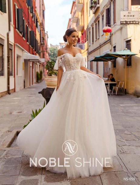 Dress NS-059 from the Venice collection by Noble Shine